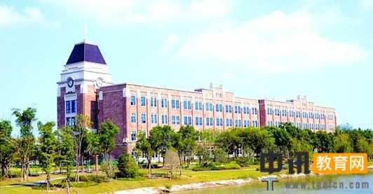 上海外国语大学贤达经济人文学院录取通知书查询开学指南报名时间及学费标准军训转专业相关规定